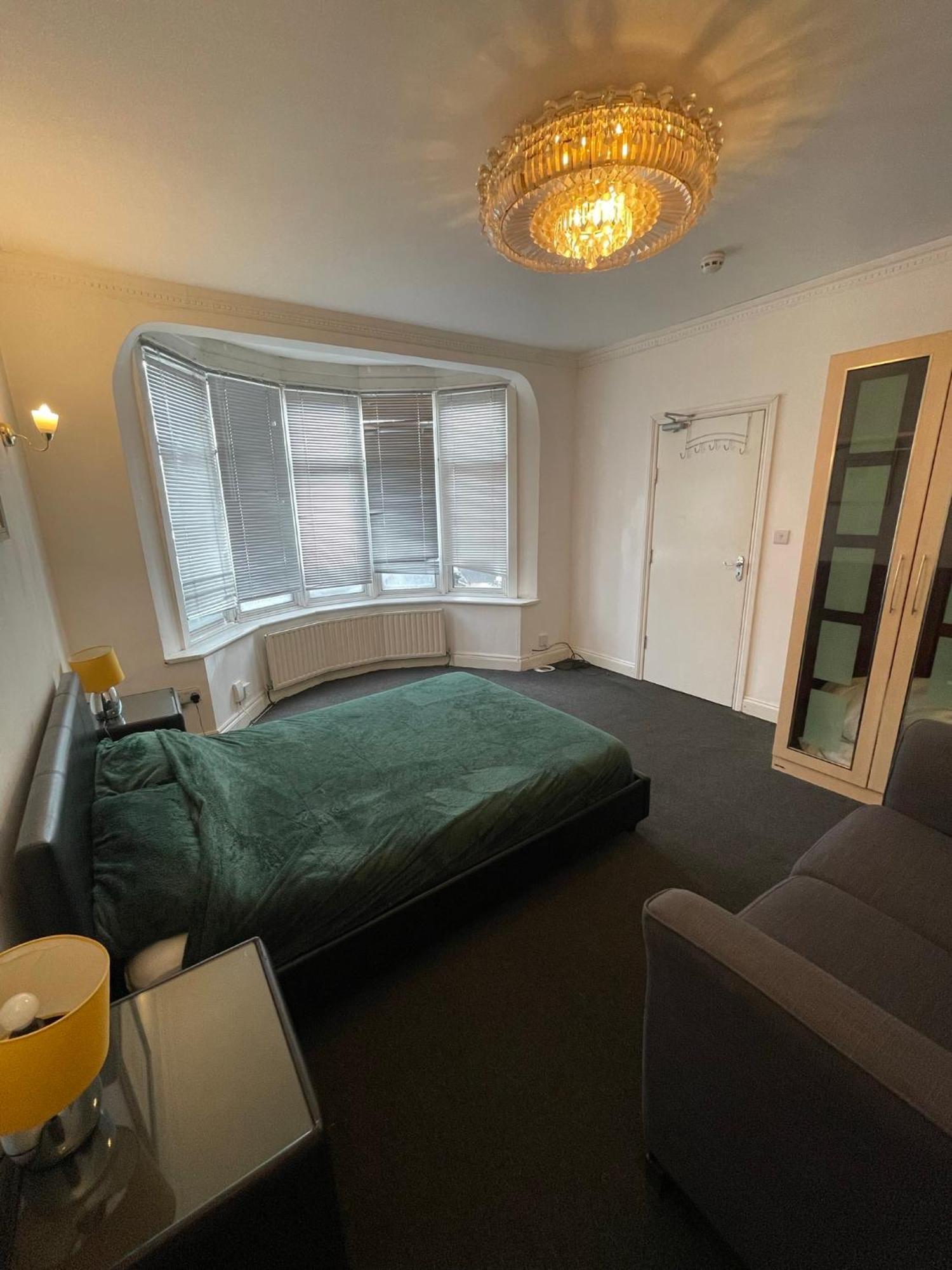 Cozy Private Rooms In Homestay Ilford Esterno foto