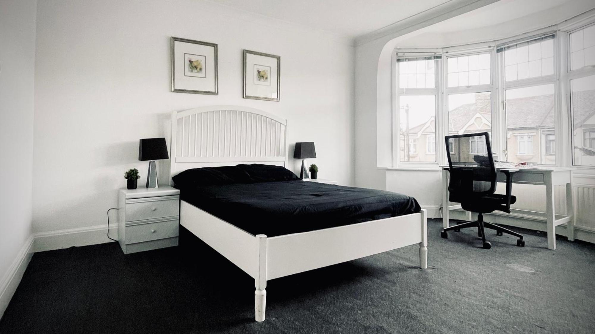 Cozy Private Rooms In Homestay Ilford Esterno foto